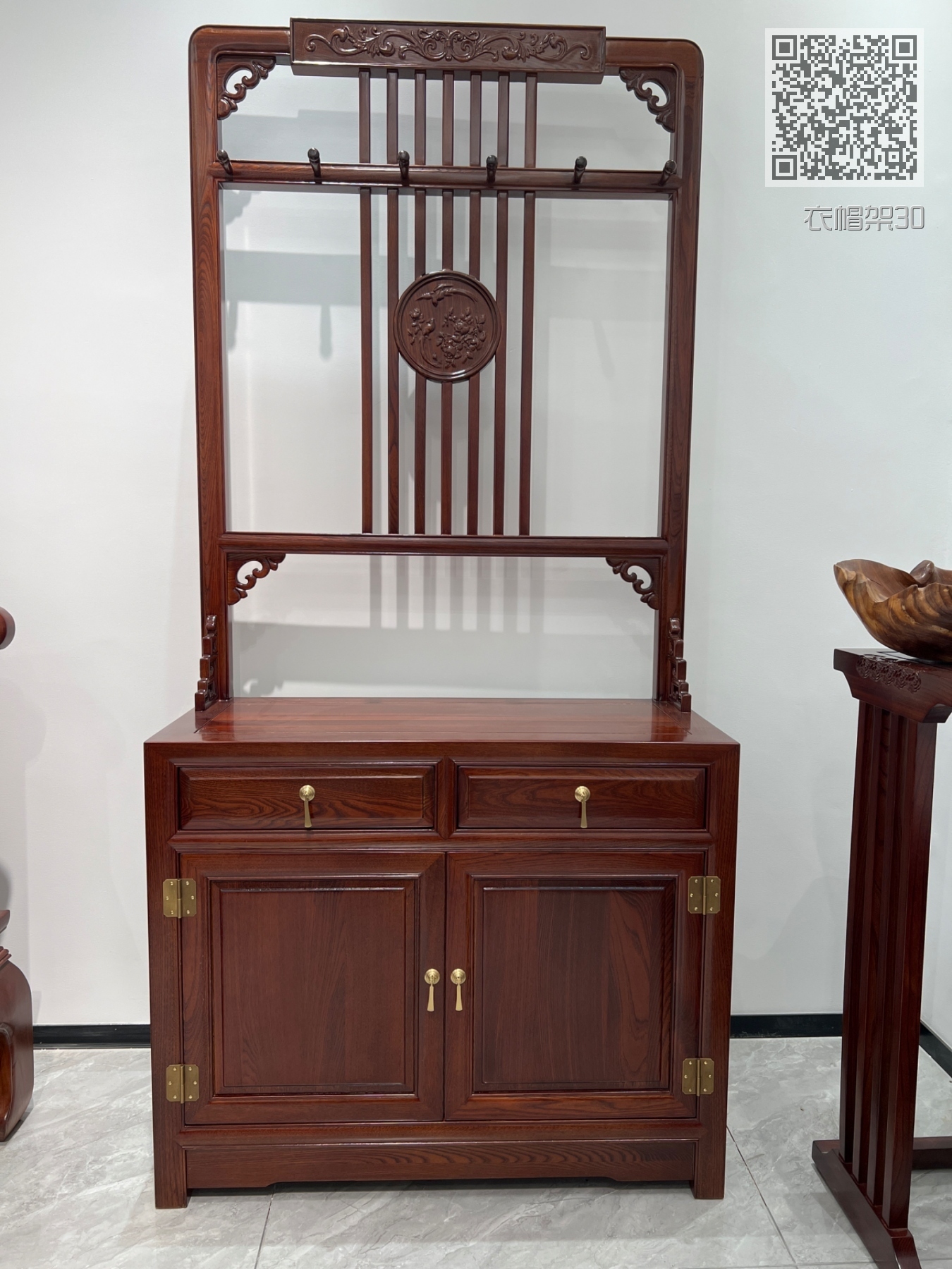 衣帽架30