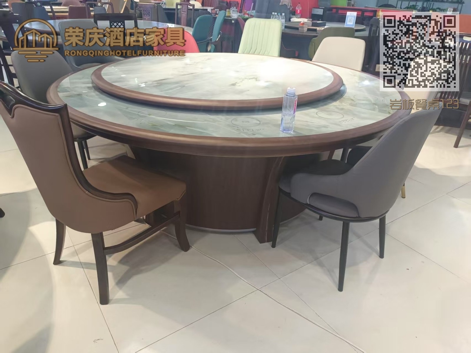 岩板餐桌123