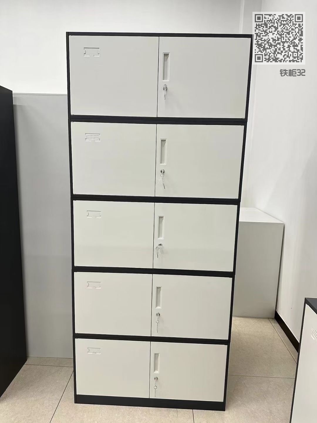 铁柜32