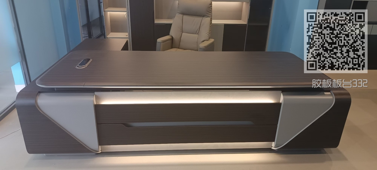 胶板板台332