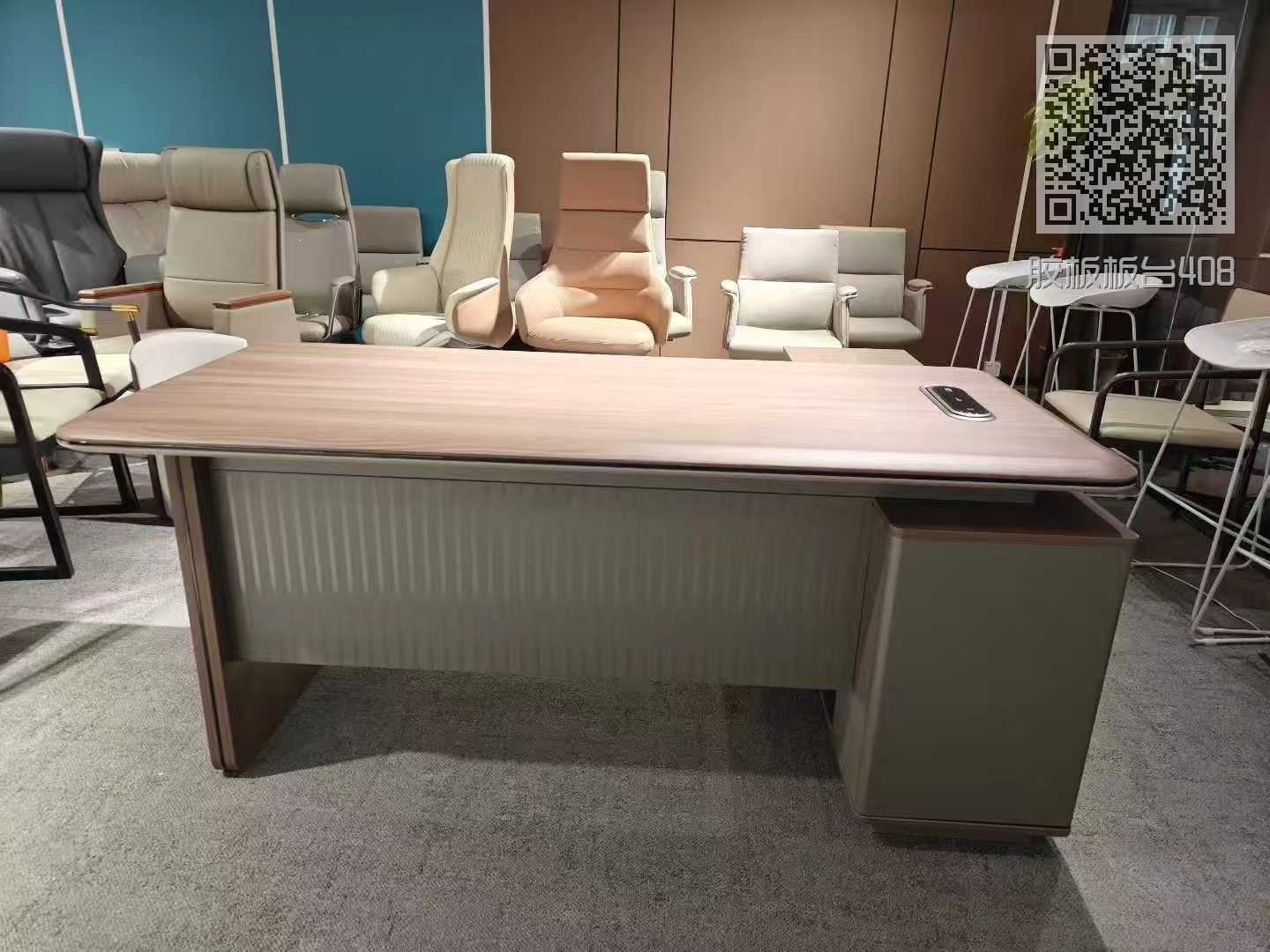 胶板板台408